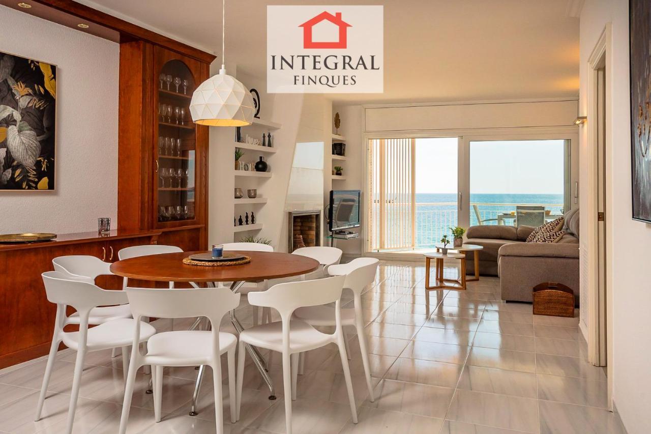 Atlantis Palamos Home Bagian luar foto